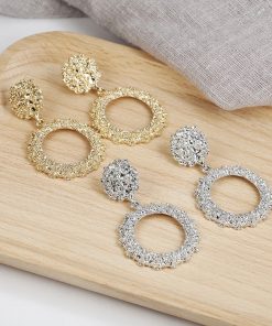 Round Vintage Earring